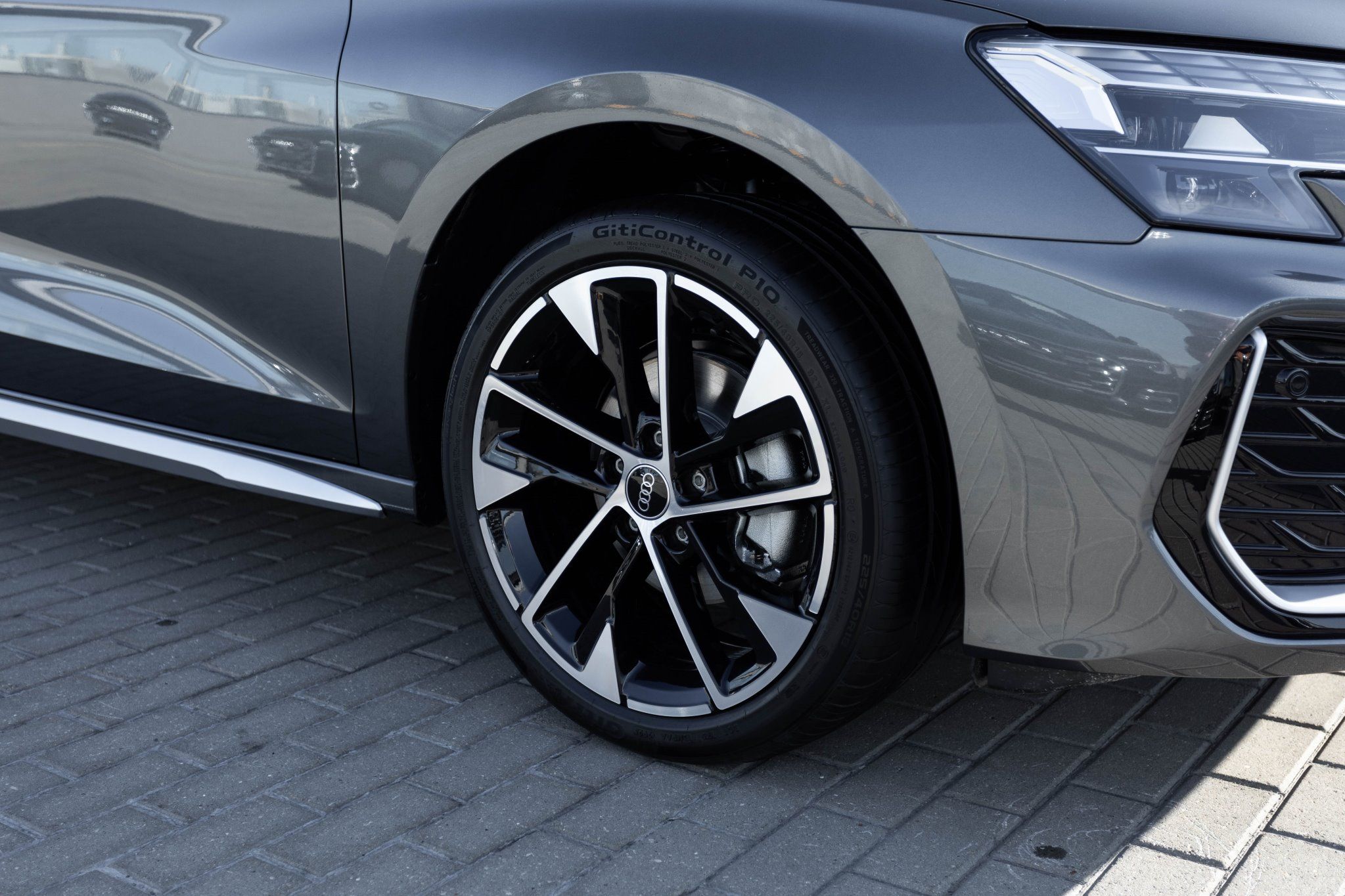 audi